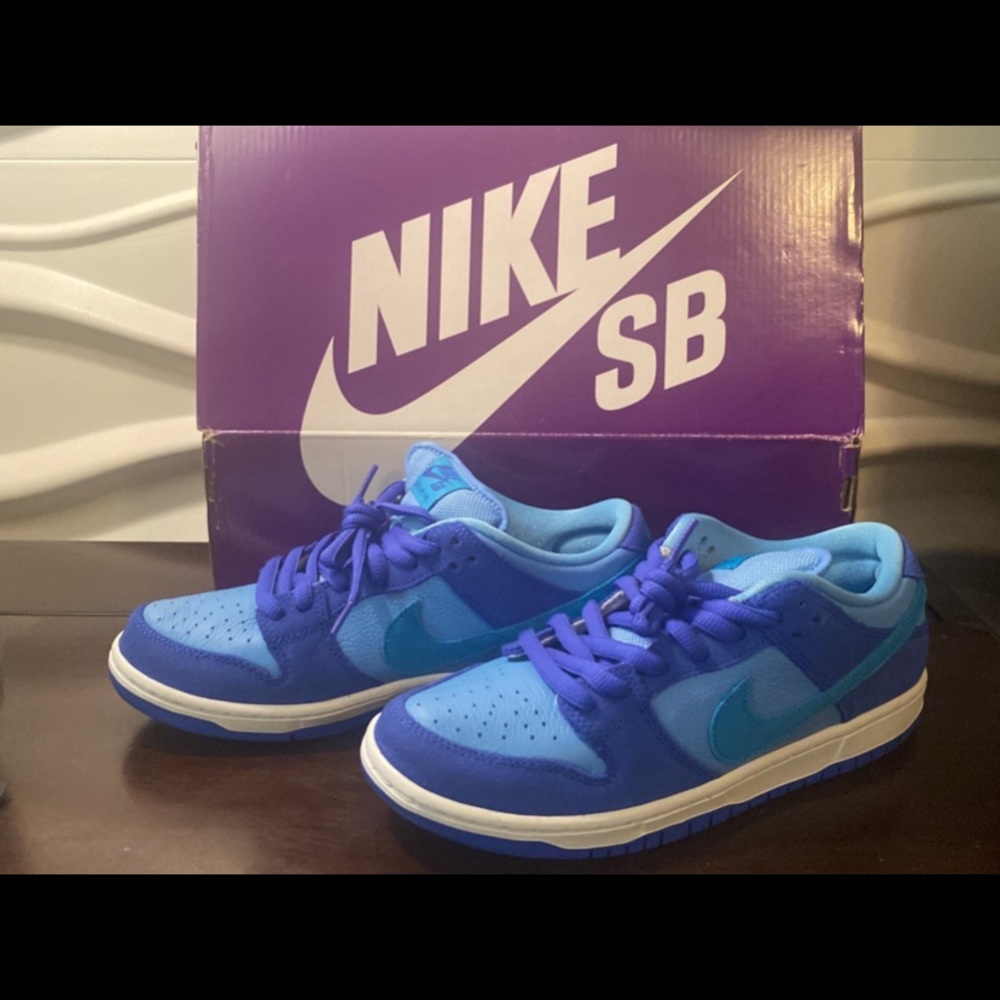 Nike SB Dunk Low Pro “Blue Raspberry” 7.5